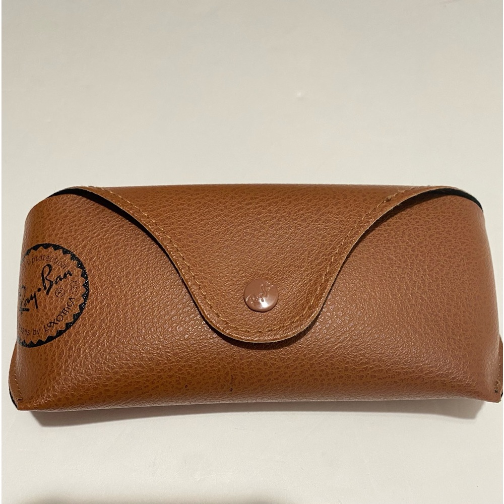 Ray-Ban leather Case for Eyeglasses or Sunglasses Brow color.